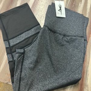 NWT black and gray leggings